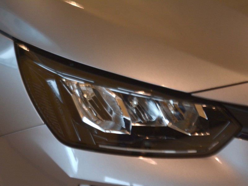 19 - Peugeot 208 1.2 puretech 100cv style s&s