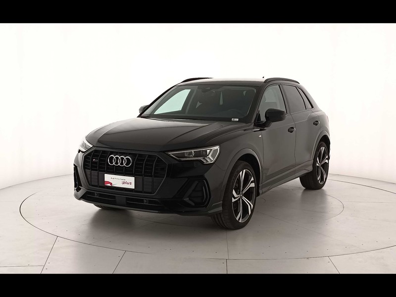 1 - Audi Q3 35 2.0 tdi s line edition s tronic
