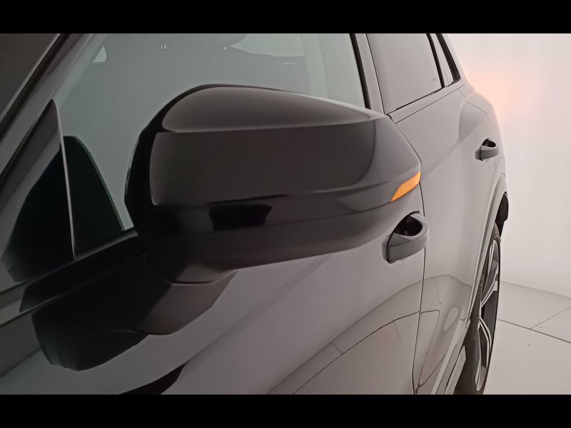 43 - Audi Q3 35 2.0 tdi s line edition s tronic