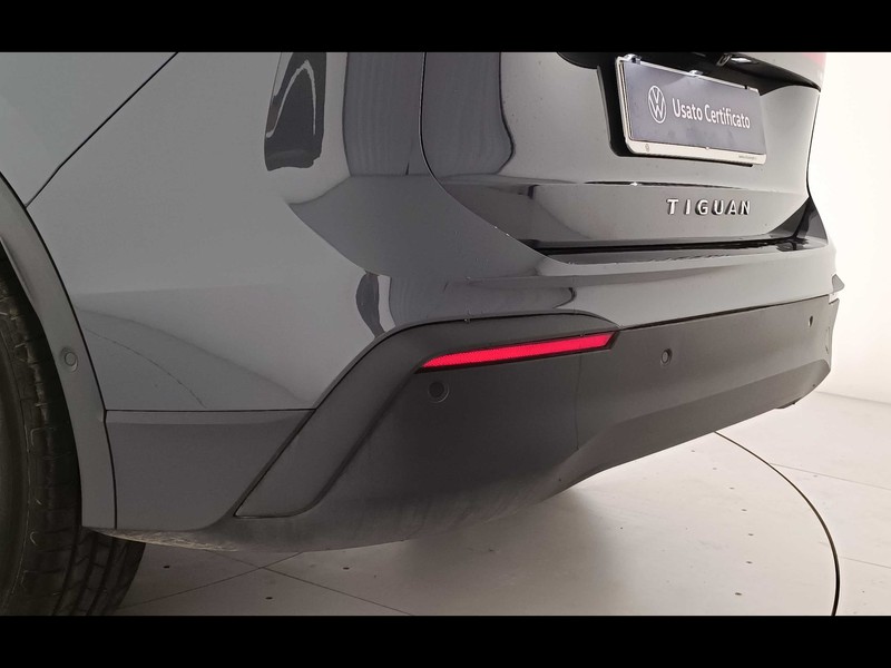 37 - Volkswagen Tiguan 2.0 tdi scr 150cv life dsg