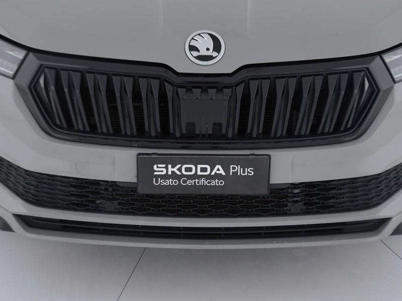 13 - Skoda Karoq 1.5 tsi act sportline dsg