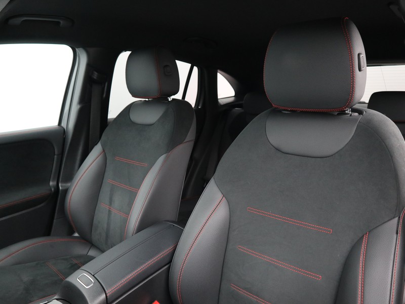 7 - Mercedes GLA 250 e plug-in-hybrid amg line advanced plus 8g-dct