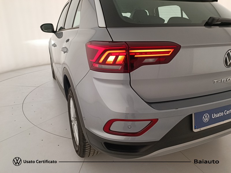 25 - Volkswagen T-Roc 2.0 tdi scr 150cv life dsg