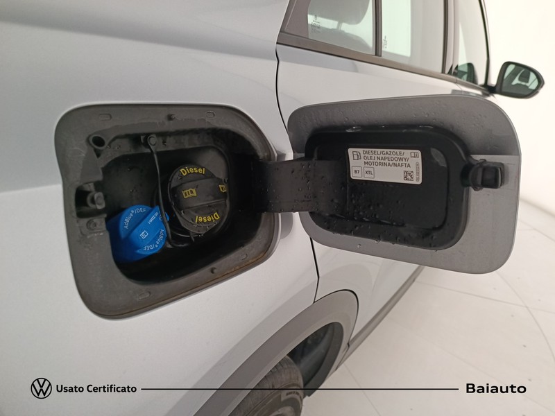 31 - Volkswagen T-Roc 2.0 tdi scr 150cv life dsg