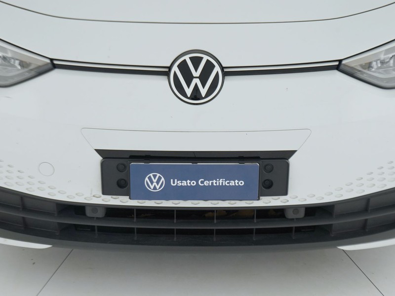 13 - Volkswagen ID.3 58 kwh pro performance active