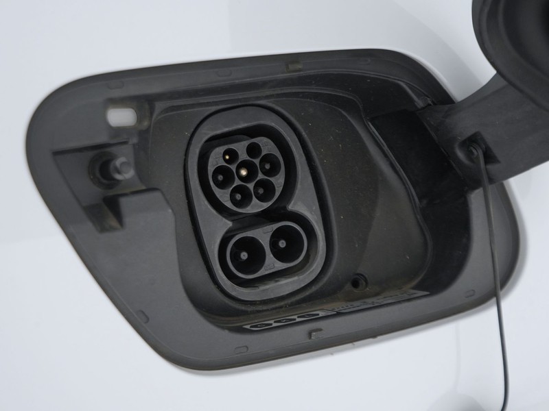 31 - Volkswagen ID.3 58 kwh pro performance active