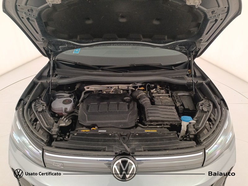 31 - Volkswagen Tiguan 2.0 tdi scr 150cv r-line dsg