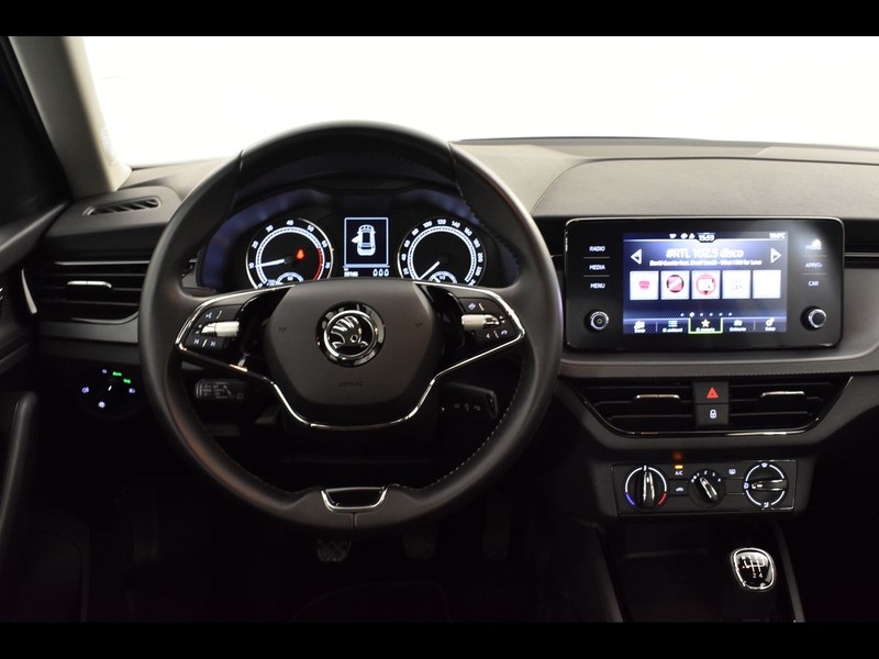 7 - Skoda Kamiq 1.0 tsi 95cv ambition