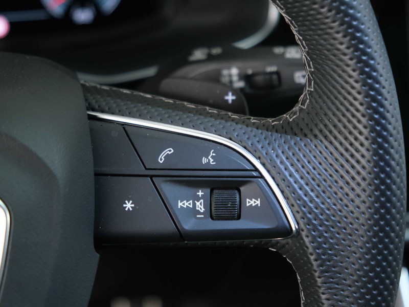 25 - Audi Q8 3.0 v6 tdi mhev 286cv s line edition quattro