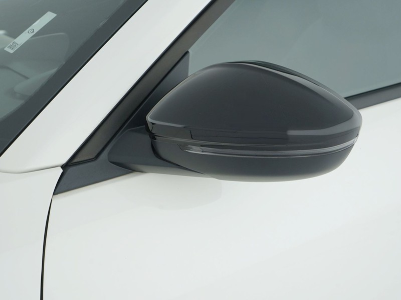 37 - Alfa Romeo Junior 1.2 hybrid 145cv ibrida edct6