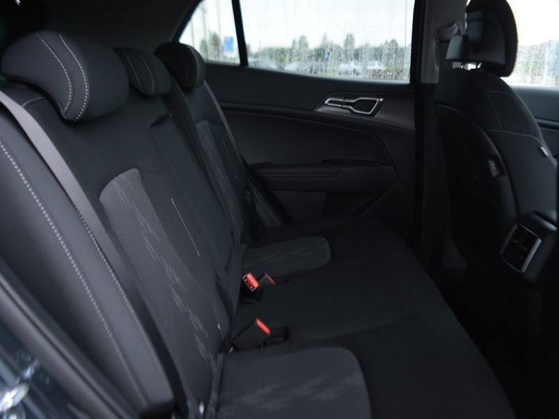 7 - Kia Sportage 1.6 t-gdi hev style 2wd at6