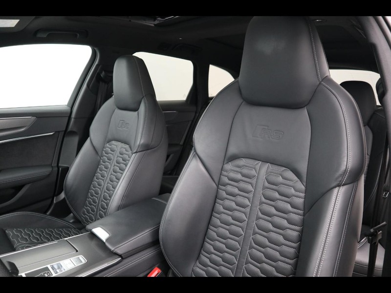 7 - Audi RS6 avant 4.0 v8 mhev quattro tiptronic