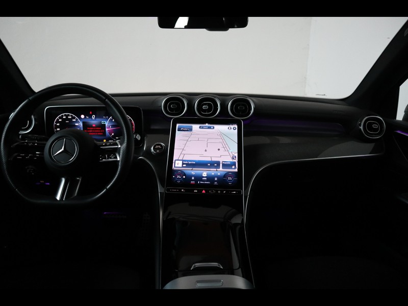 13 - Mercedes GLC suv 220 d amg line advanced 4matic 9g-tronic