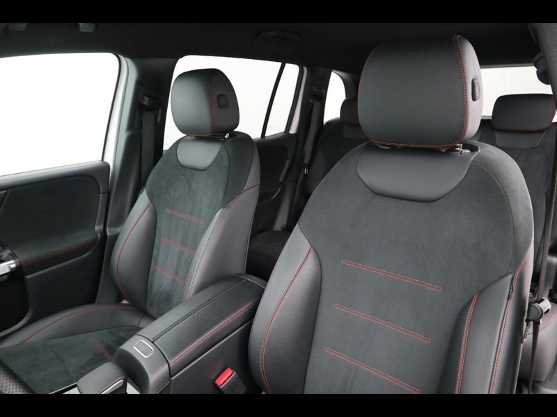 7 - Mercedes GLB 180 d premium 8g-dct 7p.ti