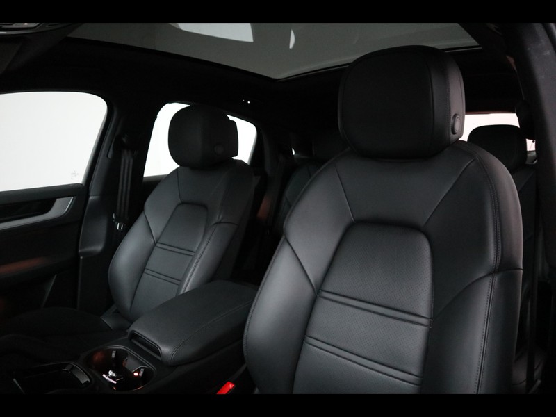 7 - Porsche Cayenne coupe 3.0 v6 tiptronic 5p.ti