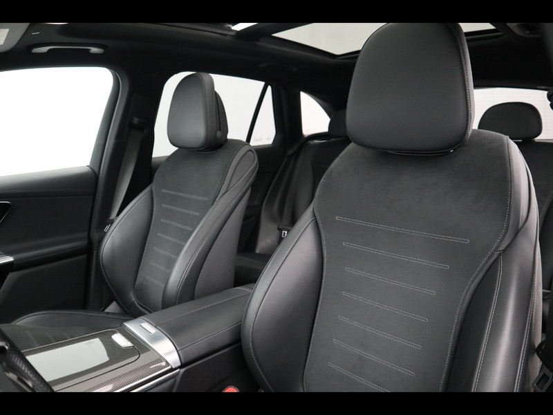 7 - Mercedes GLC suv 220 d amg advanced 4matic 9g-tronic