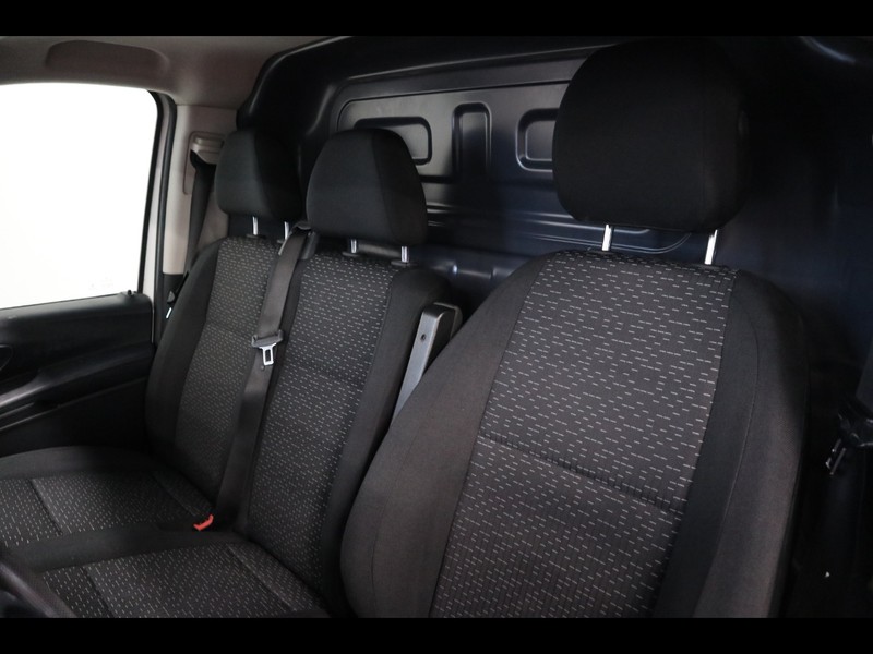 7 - Mercedes Vans Vito 110 cdi compact fwd my20