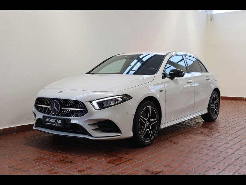 1 - Mercedes Classe A 250 e plug in hybrid (e eq-power) premium plus edition 7g-dct