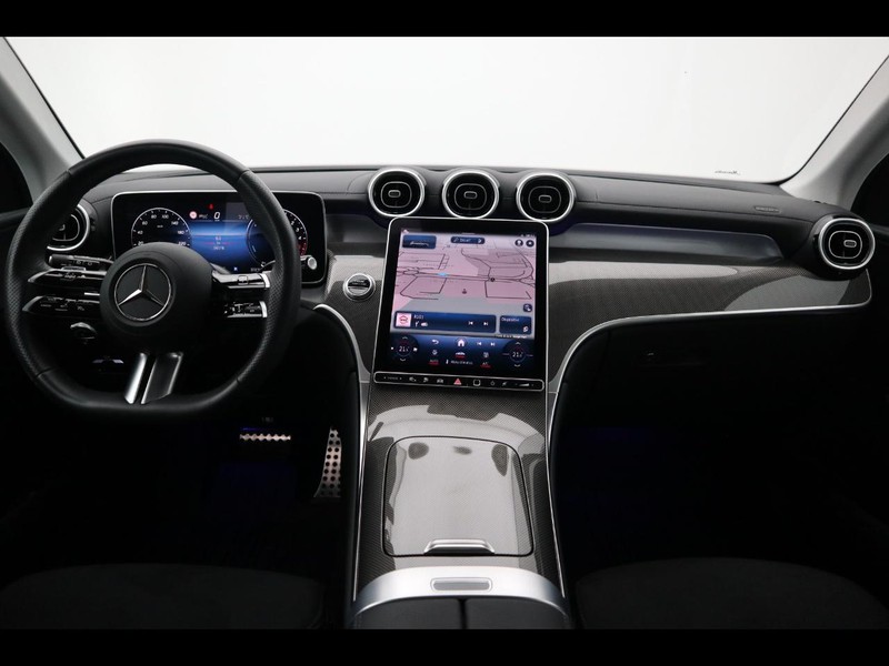 13 - Mercedes GLC suv 300 de plug in hybrid amg advanced 4matic 9g-tronic