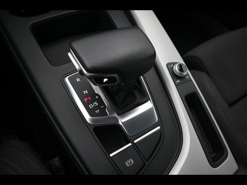 13 - Audi A4 avant 40 2.0 tdi 190cv s line edition quattro s tronic