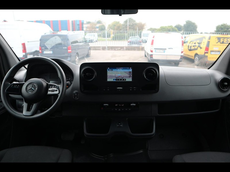 13 - Mercedes Vans Sprinter 316 2.1 cdi k 37/35 rwd tourer business evid