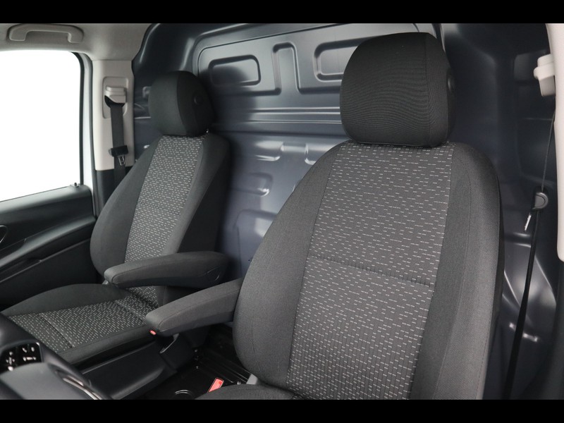 7 - Mercedes Vans Vito furgone 119 cdi long select 9g-tronic