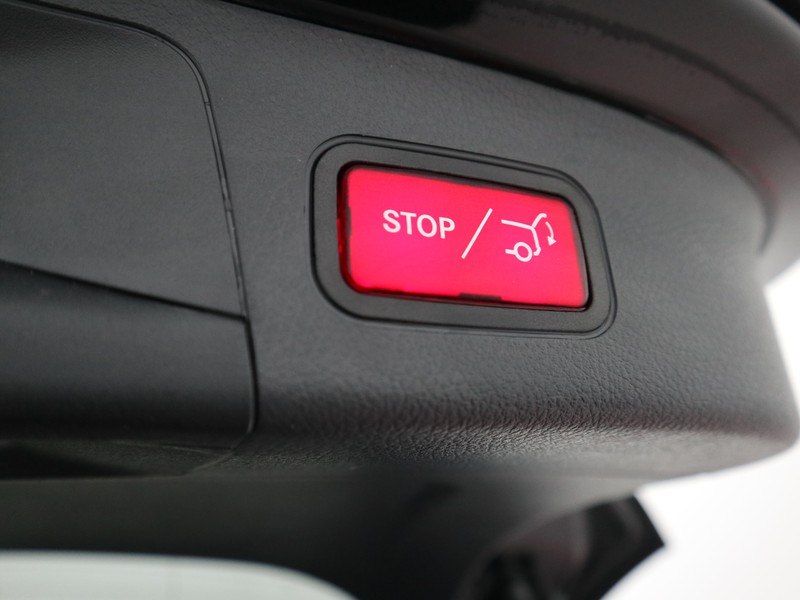 19 - Mercedes EQA 250+ amg line advanced