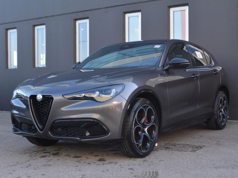 1 - Alfa Romeo Stelvio 2.2 turbo 210cv veloce q4 at8