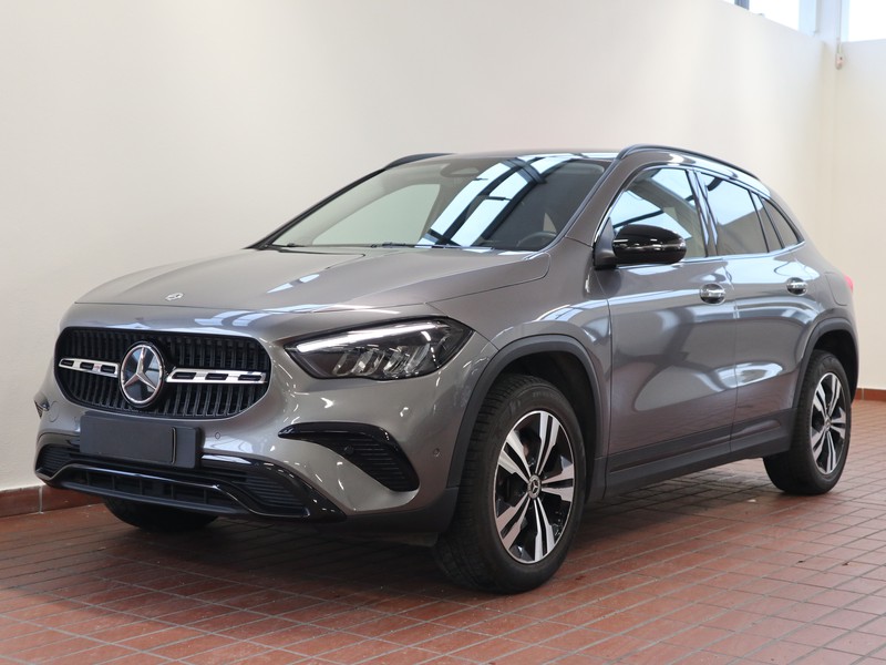 1 - Mercedes GLA 200 d progressive advanced plus 8g-dct