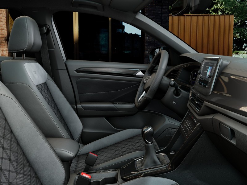 7 - Volkswagen T-Roc 1.0 tsi 115cv r-line plus