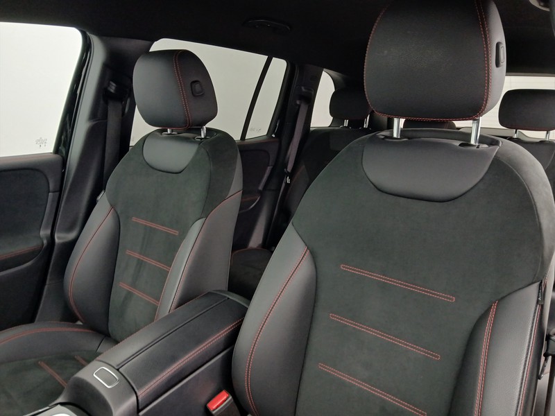 7 - Mercedes GLB 180 amg line advanced plus 7g-dct