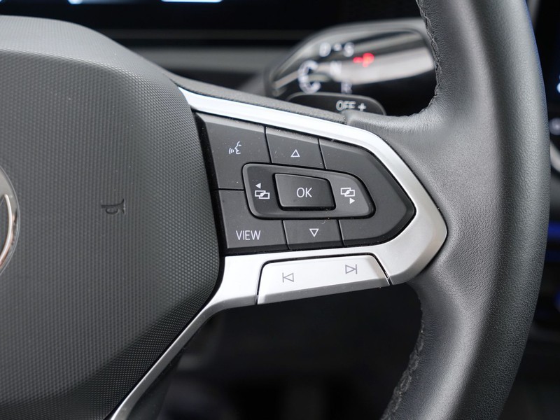 25 - Volkswagen Tiguan 2.0 tdi scr 150cv life dsg