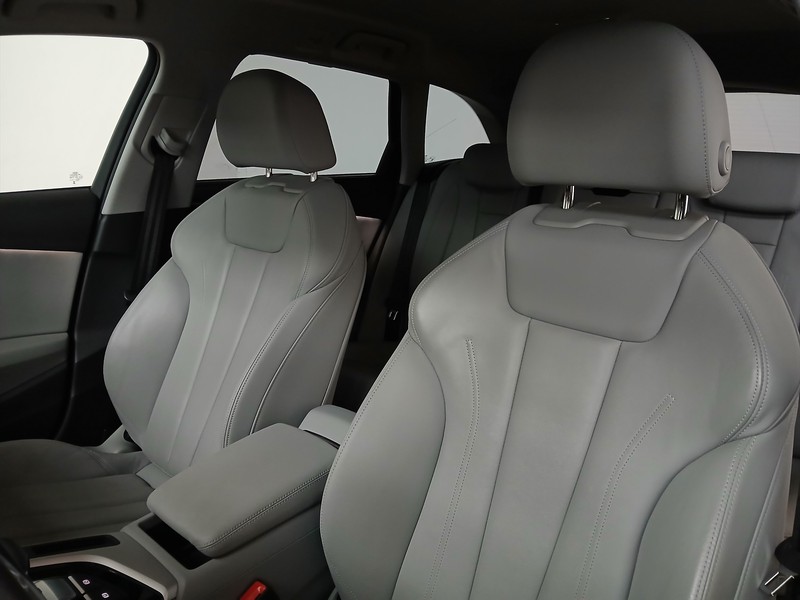 7 - Audi A4 allroad allroad 40 2.0 tdi mhev 204cv identity contrast quattro s tronic