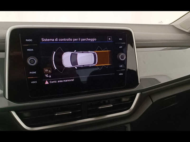 19 - Volkswagen T-Roc 1.0 tsi 115cv style