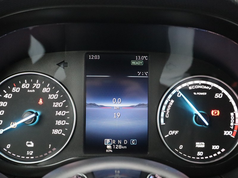 7 - Mercedes Vans Citan efurgone long 45kwh