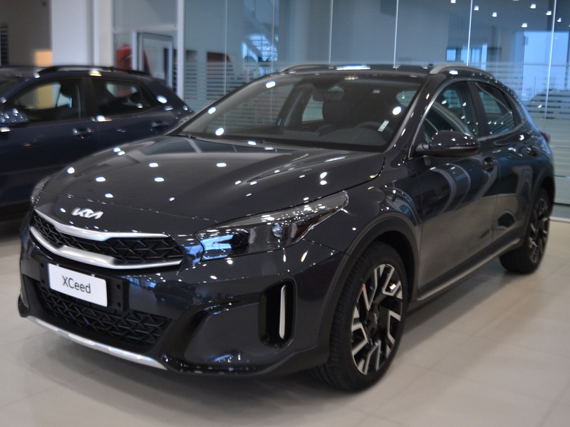 1 - Kia Xceed 1.0 t-gdi mhev 115cv business dct7