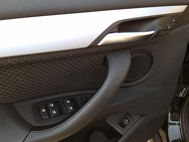 19 - BMW X1 18d sdrive business advantage steptronic