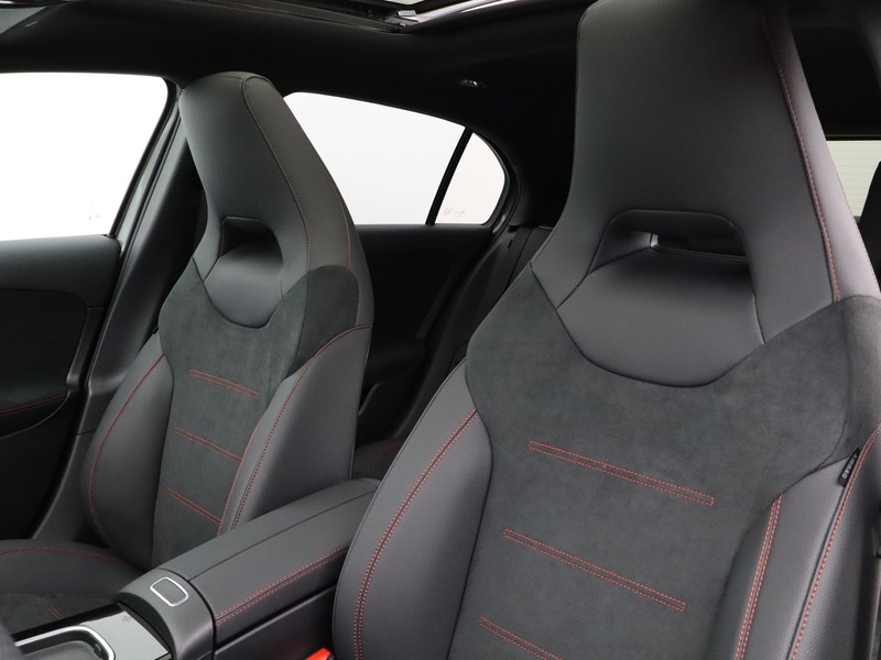 7 - Mercedes Classe A 180 d amg line premium speedshift dct amg 8g