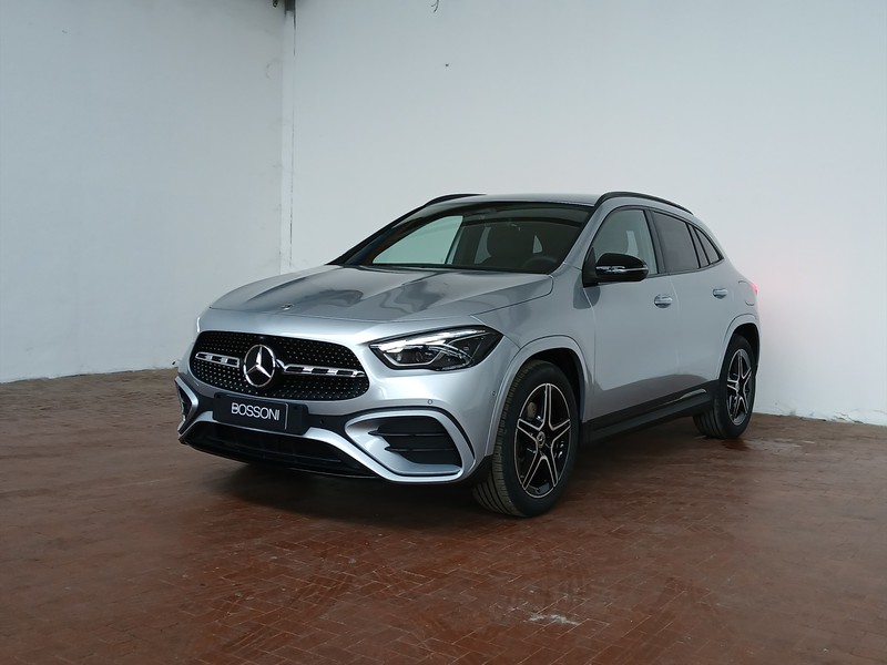 1 - Mercedes GLA 200 d amg line extra 8g-dct