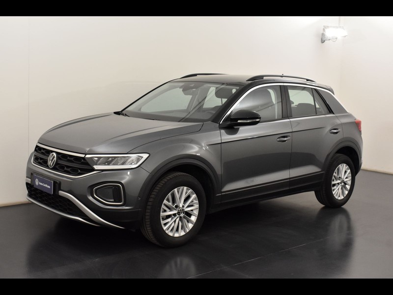 1 - Volkswagen T-Roc 2.0 tdi scr 150cv life dsg