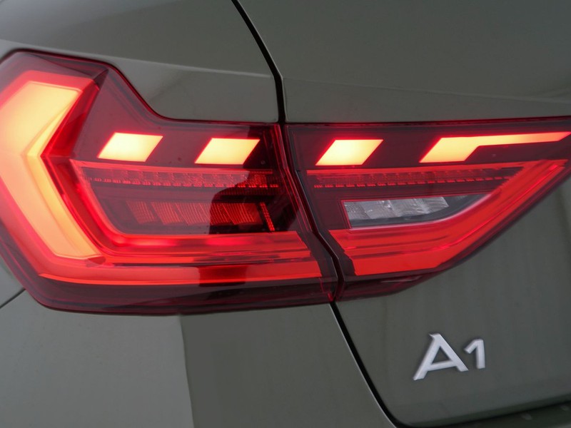 7 - Audi A1 sportback 25 1.0 tfsi admired advanced s tronic my20