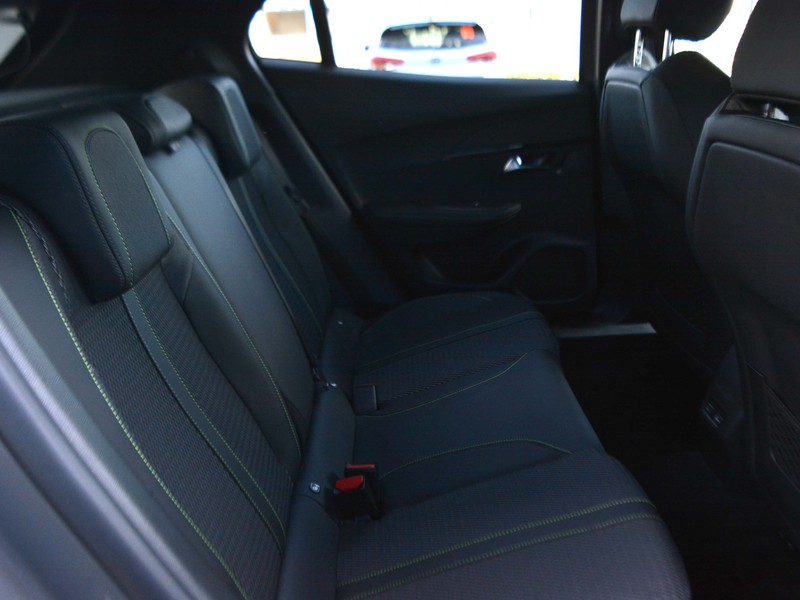 7 - Peugeot 2008 1.2 puretech 130cv gt eat8 s&s