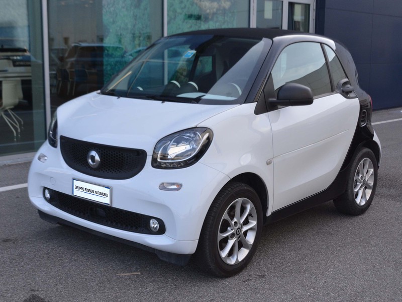 1 - Smart Fortwo coupe 1.0 71cv youngster twinamic my18