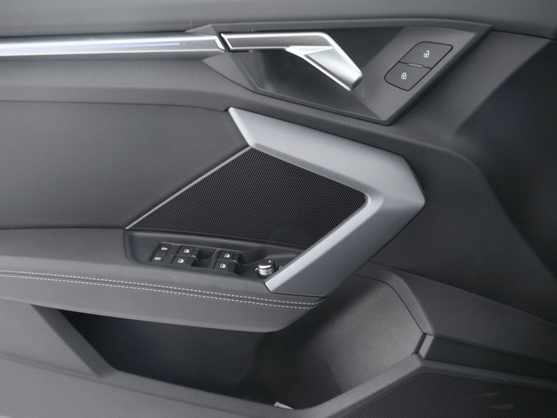 13 - Audi A3 sportback 2.0 tdi 150cv s line edition s tronic