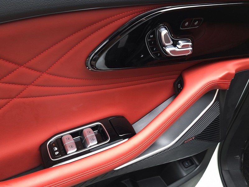 19 - Omoda 9 PHEV 1.5TGDI - Trazione AWD DHT3 Premium (AWD) - Interni Rosso