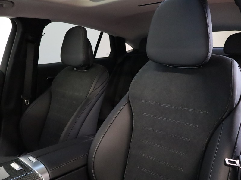 7 - Mercedes GLC coupe 300 de plug in hybrid amg line premium tech 4matic 9g-tronic