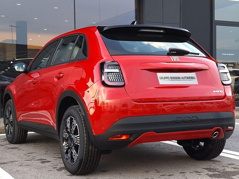 7 - Fiat 600 1.2 hybrid 110cv icon edct