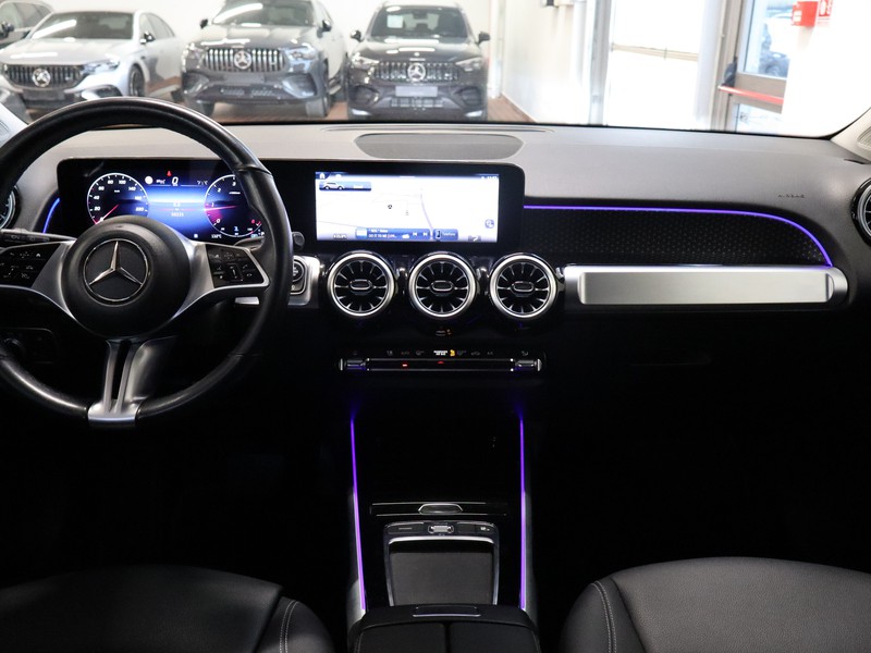 13 - Mercedes GLB 200 d progressive advanced plus 4matic 8g-dct