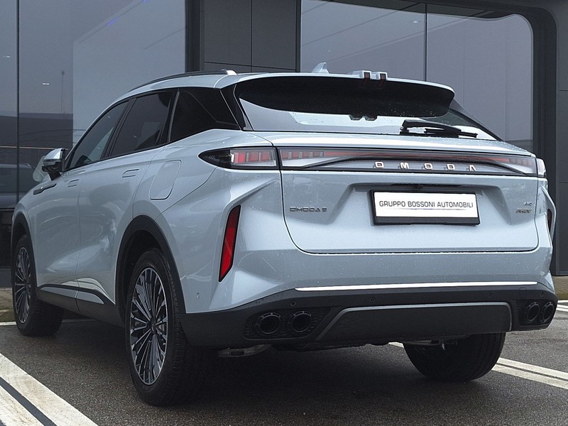 7 - Omoda 9 PHEV 1.5TGDI - Trazione AWD DHT3 Premium (AWD) - Interni Nero