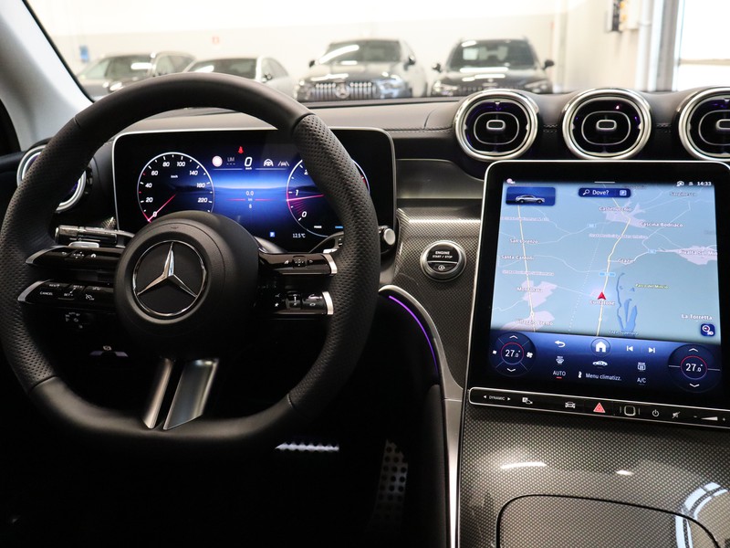 13 - Mercedes GLC coupe 220 d amg line premium 4matic 9g-tronic